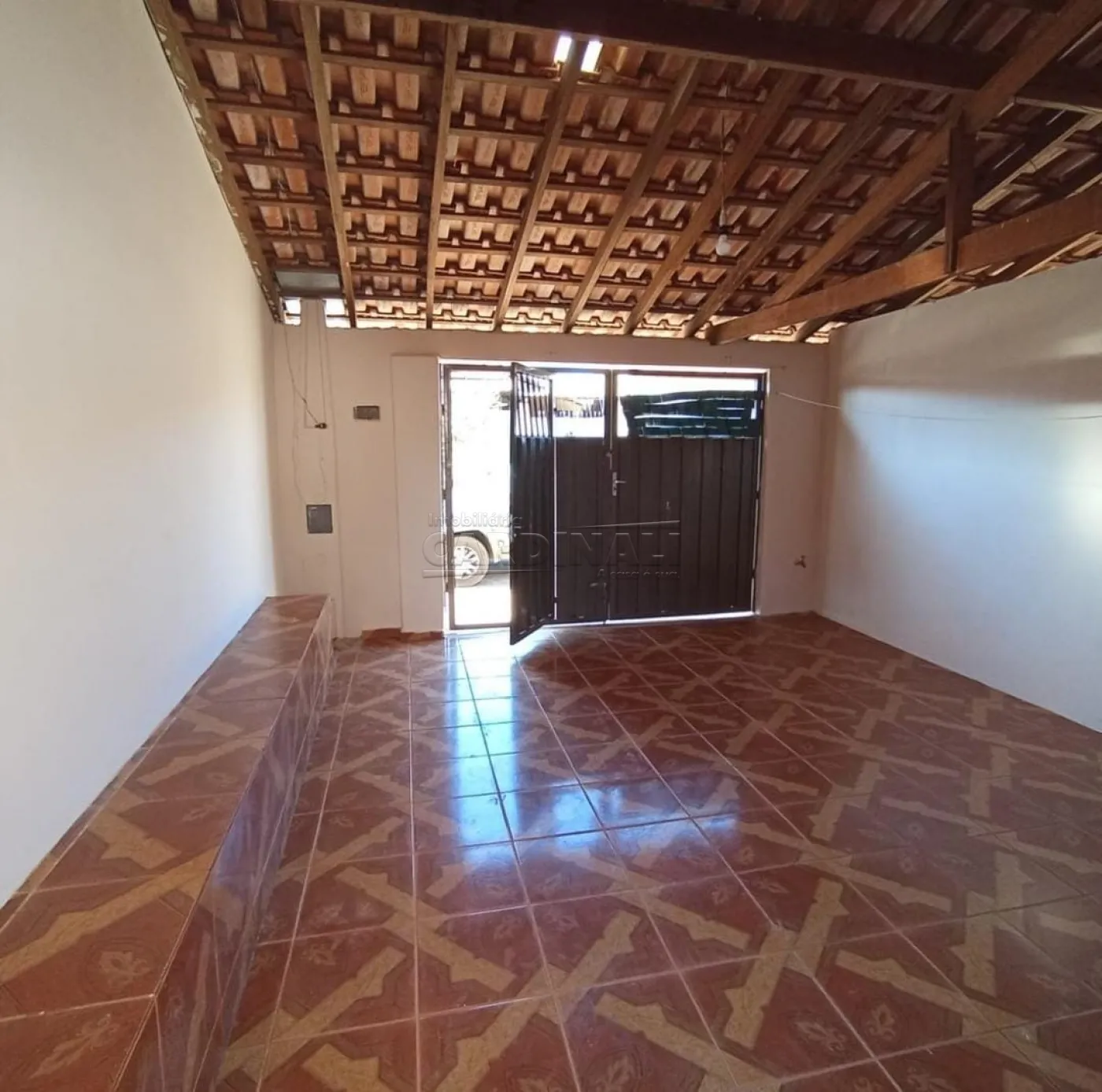Casa / Padr&atilde;o em Ibat&eacute; Alugar por R$778,00