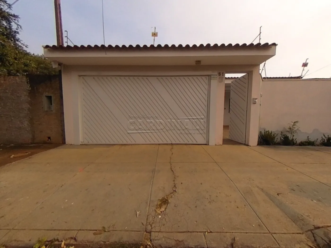 Casa / Padr&atilde;o em S&atilde;o Carlos Alugar por R$3.334,00