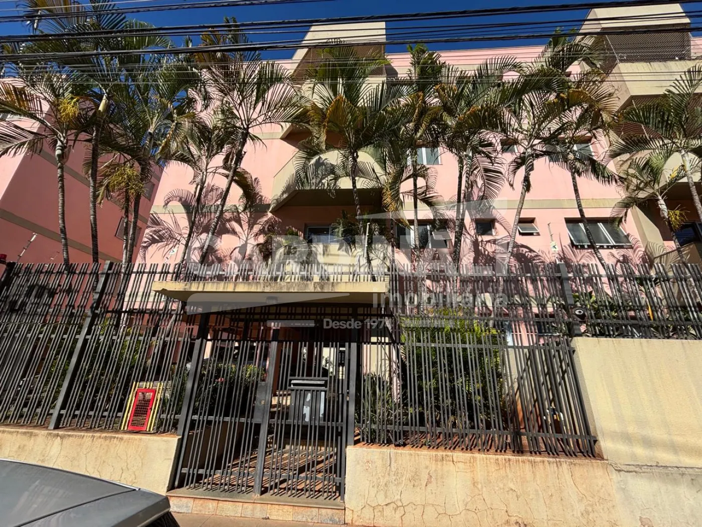 Apartamento / Padr&atilde;o em S&atilde;o Carlos 