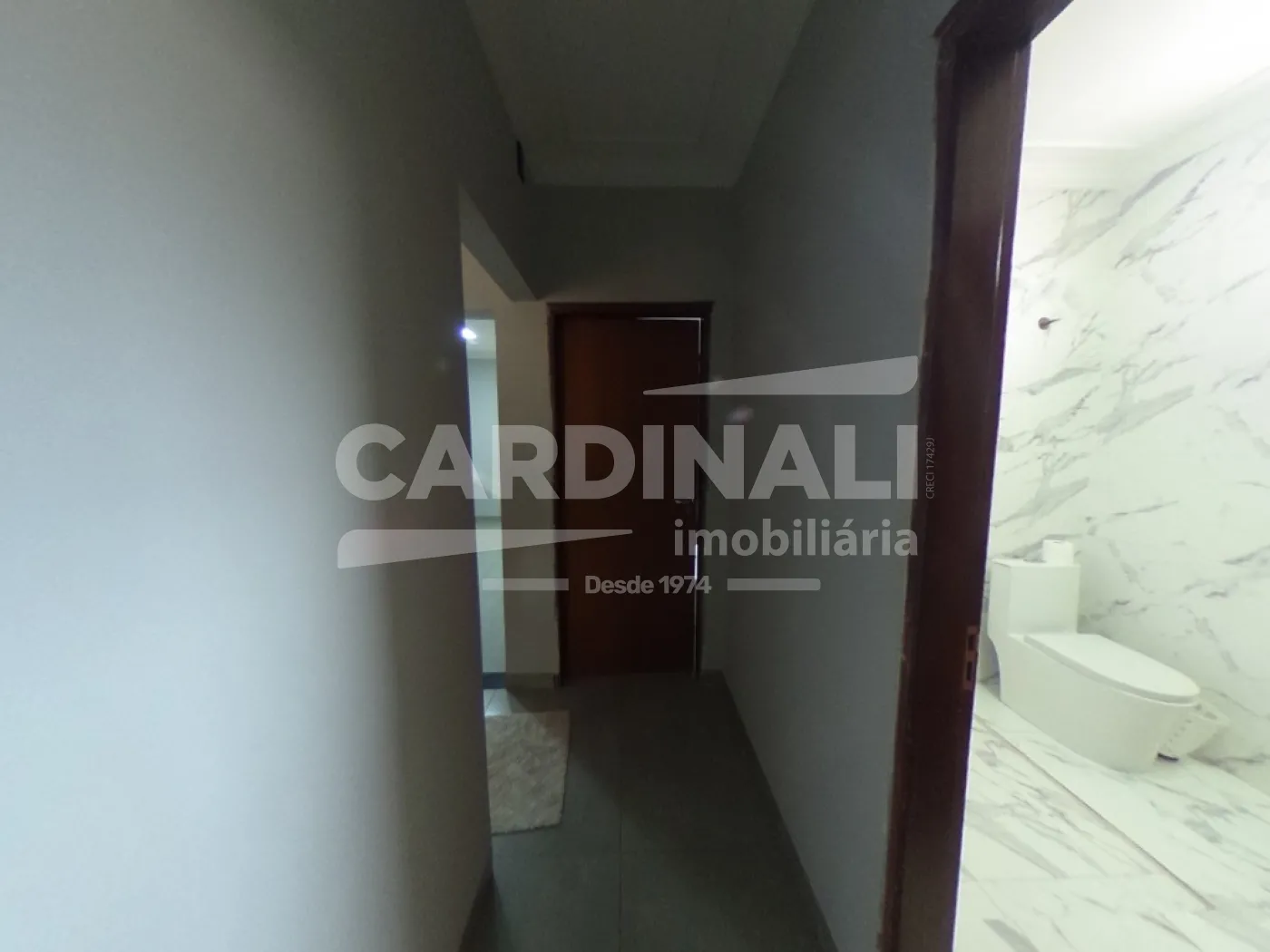 Comprar Casa / Padr&atilde;o em S&atilde;o Carlos R$ 380.000,00 - Foto 8