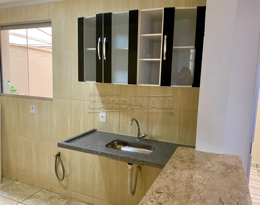 Alugar Apartamento / Padr&atilde;o em S&atilde;o Carlos R$ 1.500,00 - Foto 3