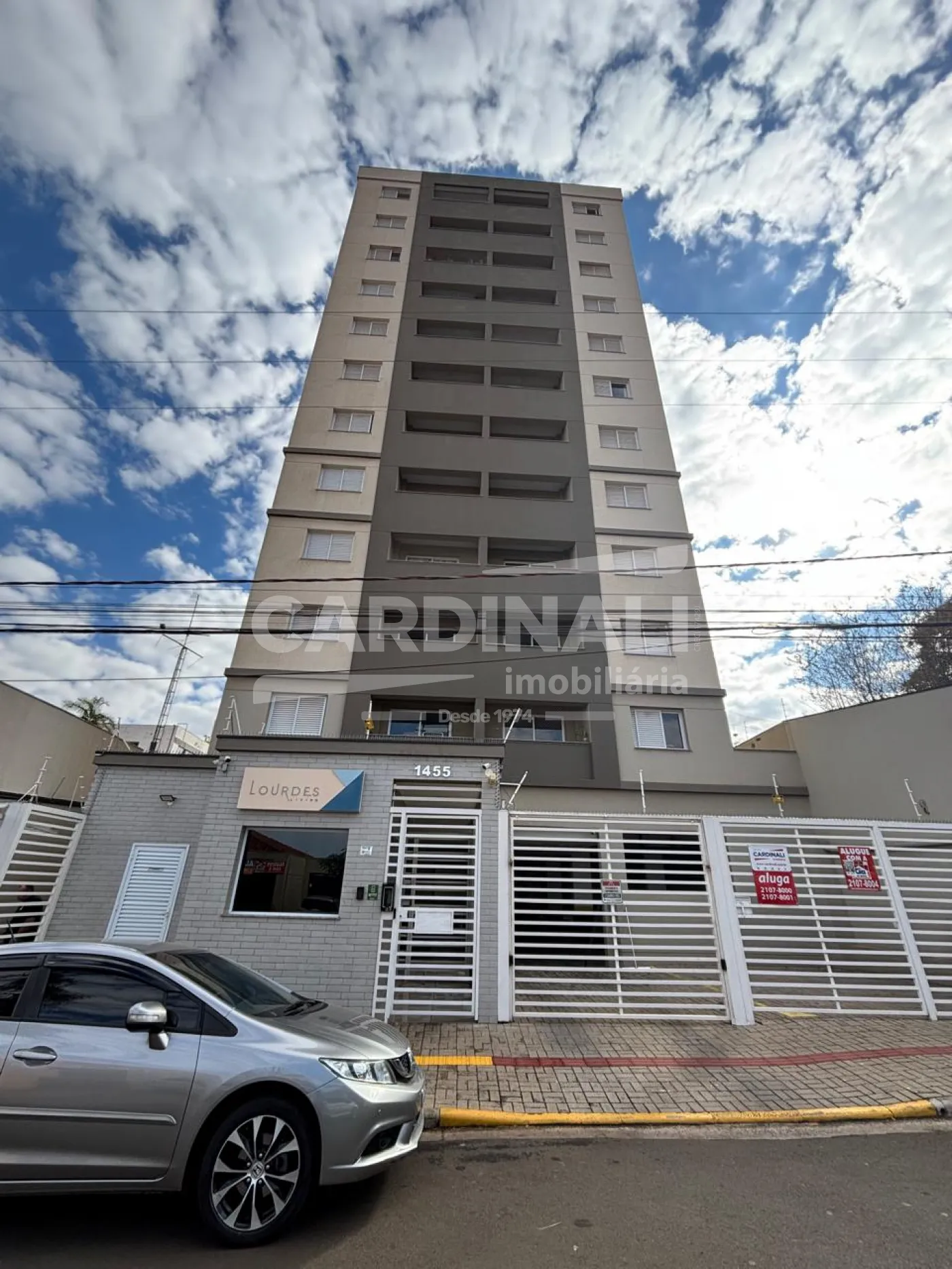 Apartamento / Padrão em São Carlos 