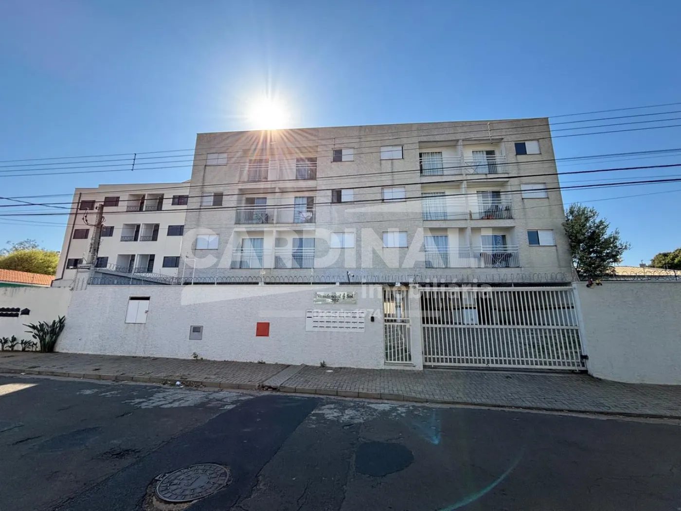 Apartamento / Padr&atilde;o em S&atilde;o Carlos Alugar por R$1.300,00