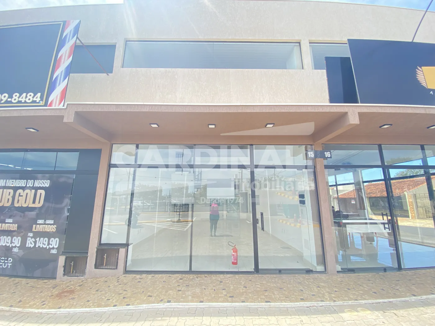 Comercial / Sala / Sal&atilde;o com Condom&iacute;nio em S&atilde;o Carlos 