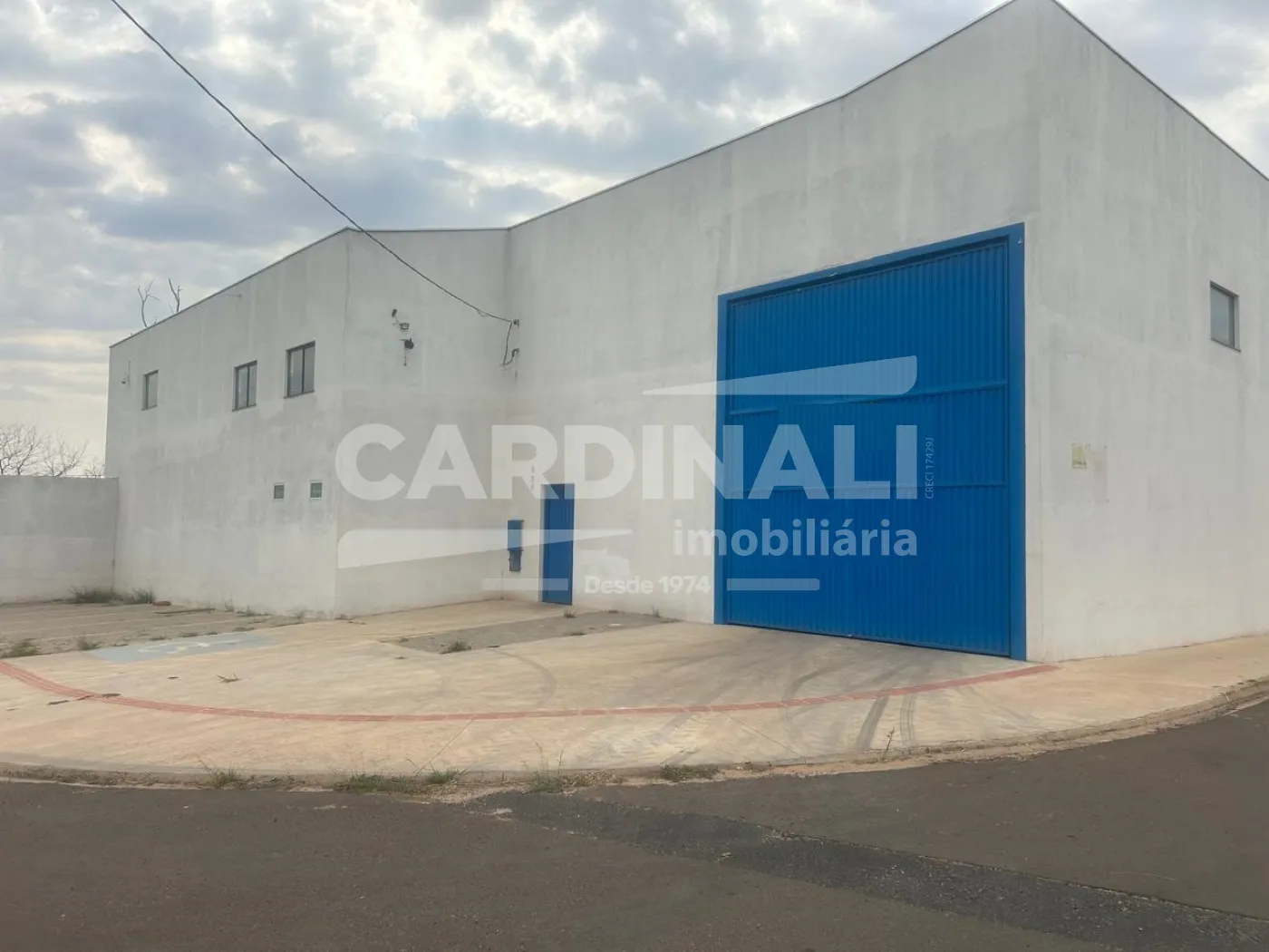 Comercial / Barrac&atilde;o em S&atilde;o Carlos Alugar por R$14.445,00