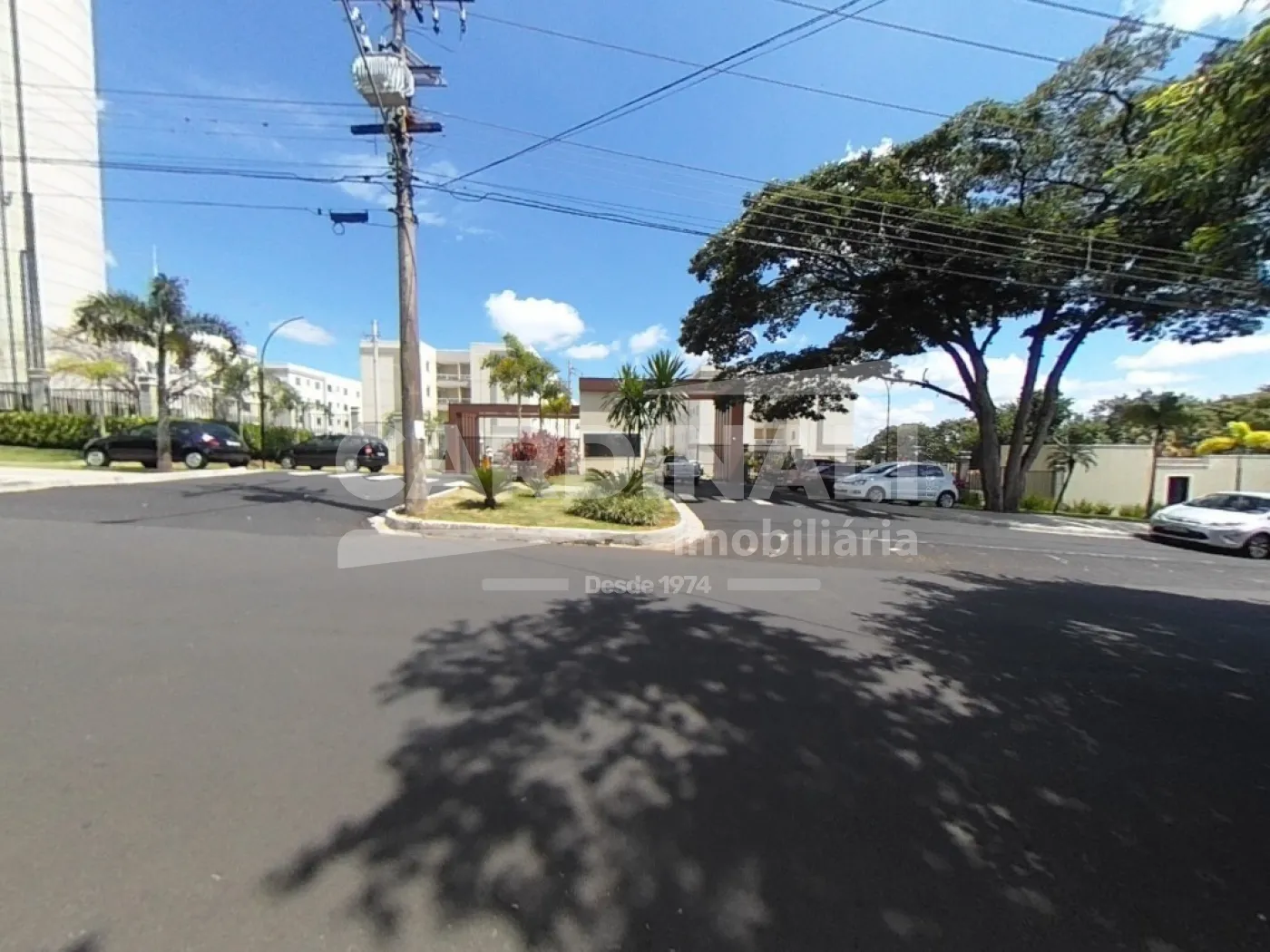 Apartamento / Padr&atilde;o em S&atilde;o Carlos Alugar por R$1.050,00