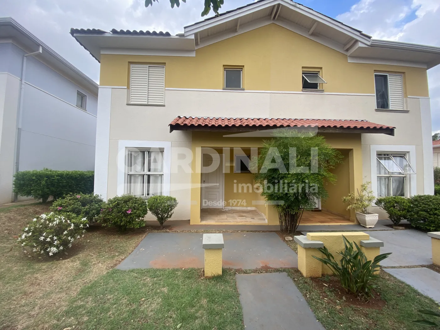 Casa / Condom&iacute;nio em S&atilde;o Carlos Alugar por R$2.900,00