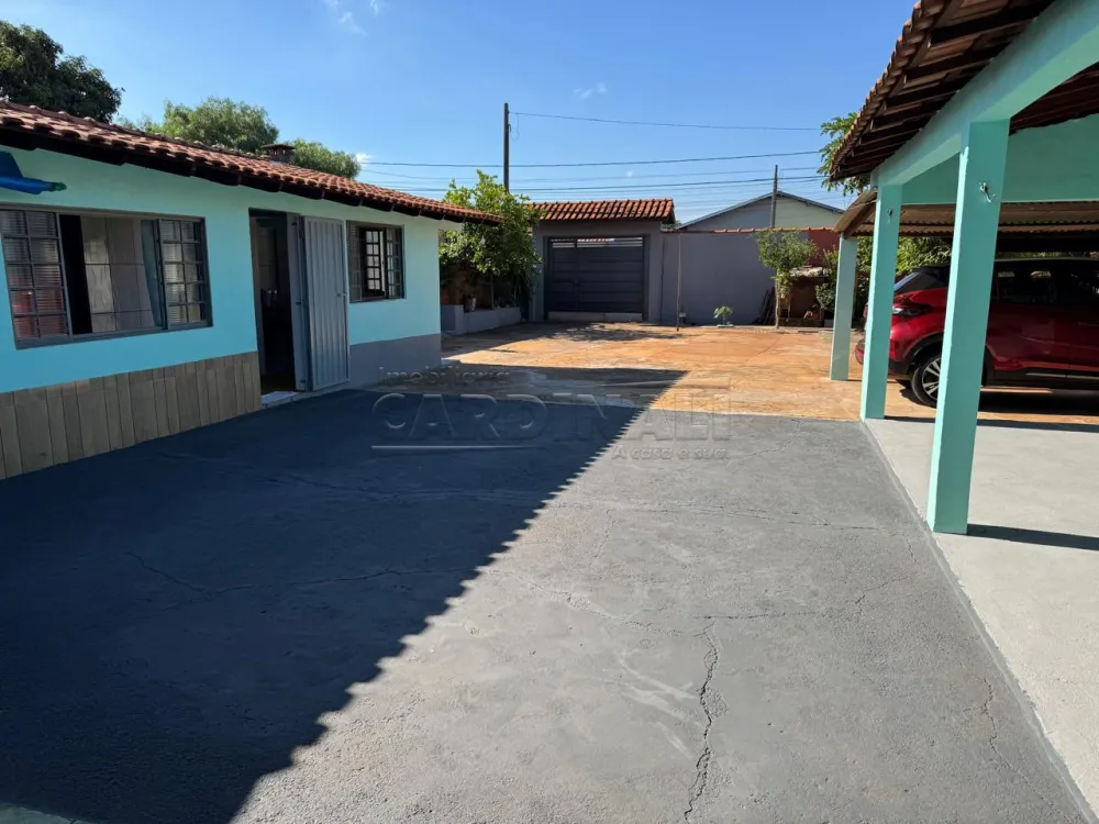 Alugar Casa / Padr&atilde;o em Araraquara R$ 1.800,00 - Foto 1