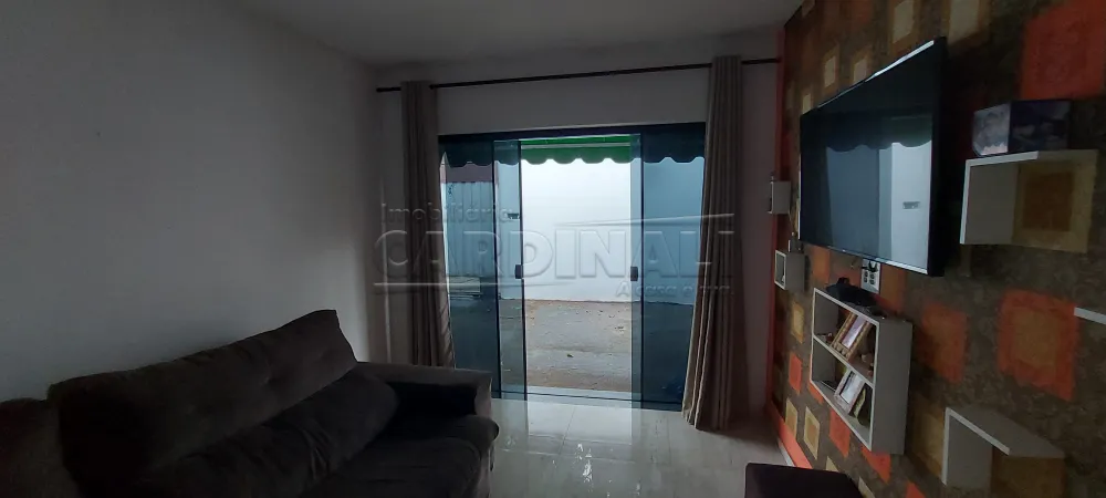 Comprar Casa / Padr&atilde;o em Araraquara R$ 450.000,00 - Foto 2