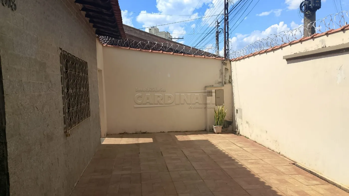 Comprar Casa / Padr&atilde;o em Araraquara R$ 375.000,00 - Foto 2