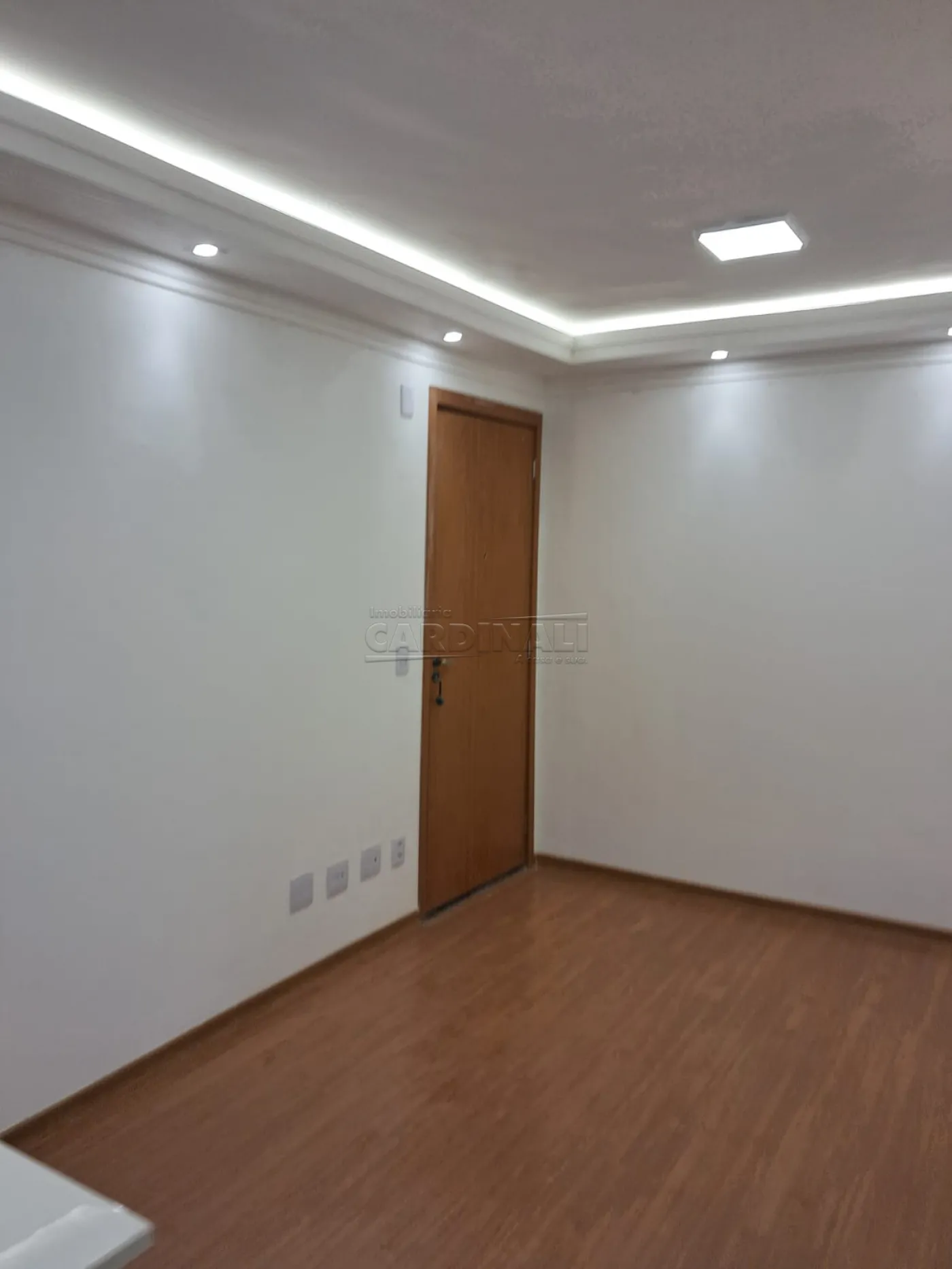 Apartamento / Padr&atilde;o em S&atilde;o Carlos 