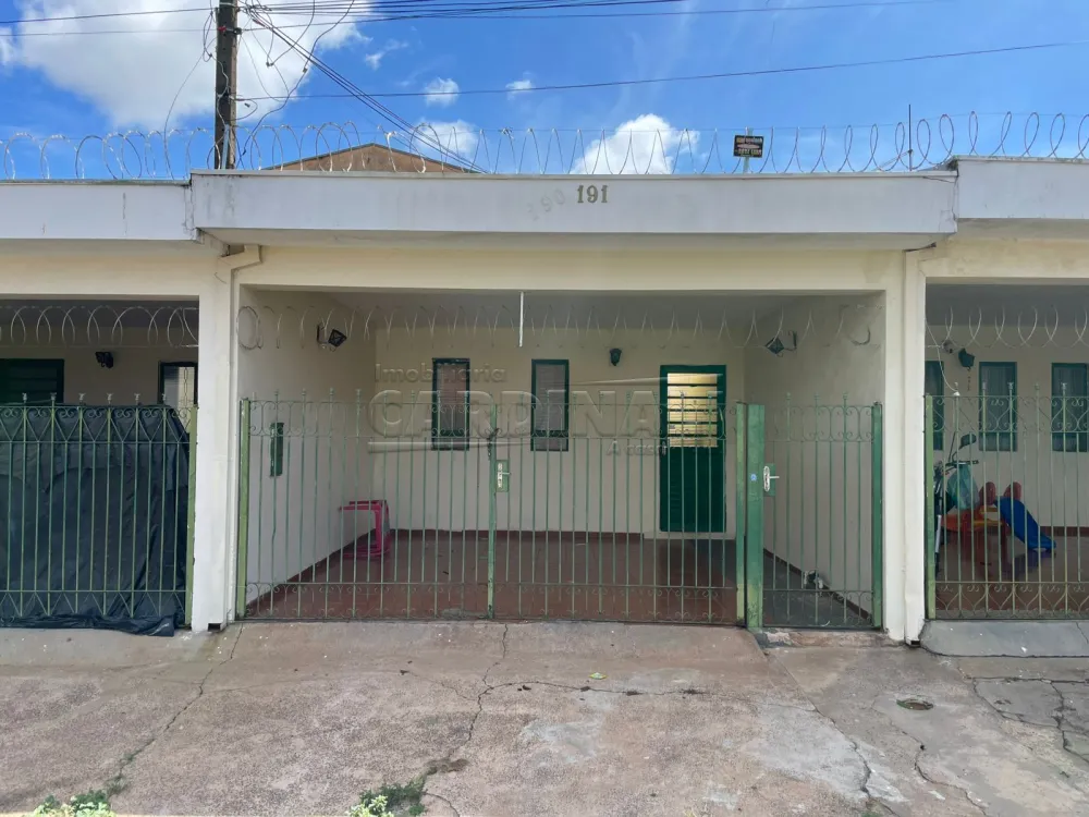 Alugar Casa / Padr&atilde;o em S&atilde;o Carlos R$ 1.223,00 - Foto 1