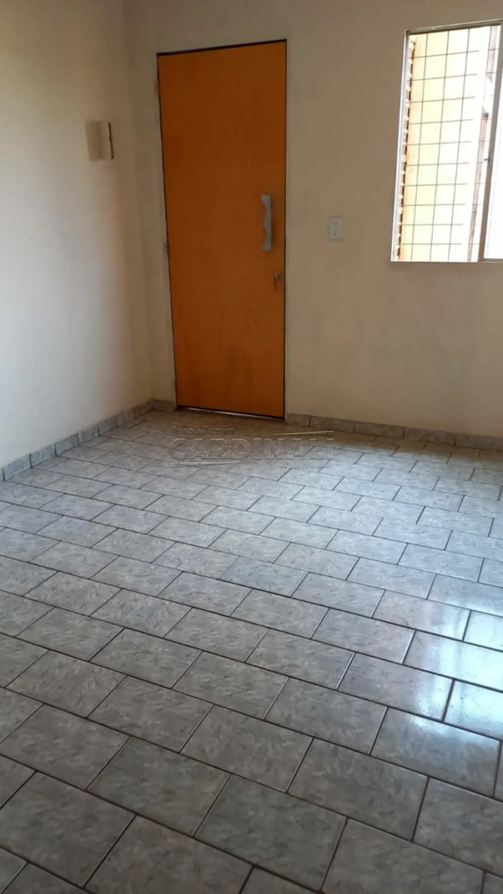 Comprar Apartamento / Padr&atilde;o em Araraquara R$ 80.000,00 - Foto 2