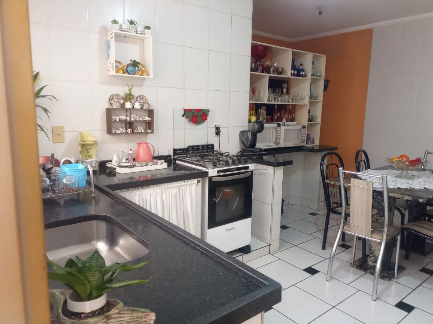 Comprar Casa / Padr&atilde;o em S&atilde;o Carlos R$ 320.000,00 - Foto 2