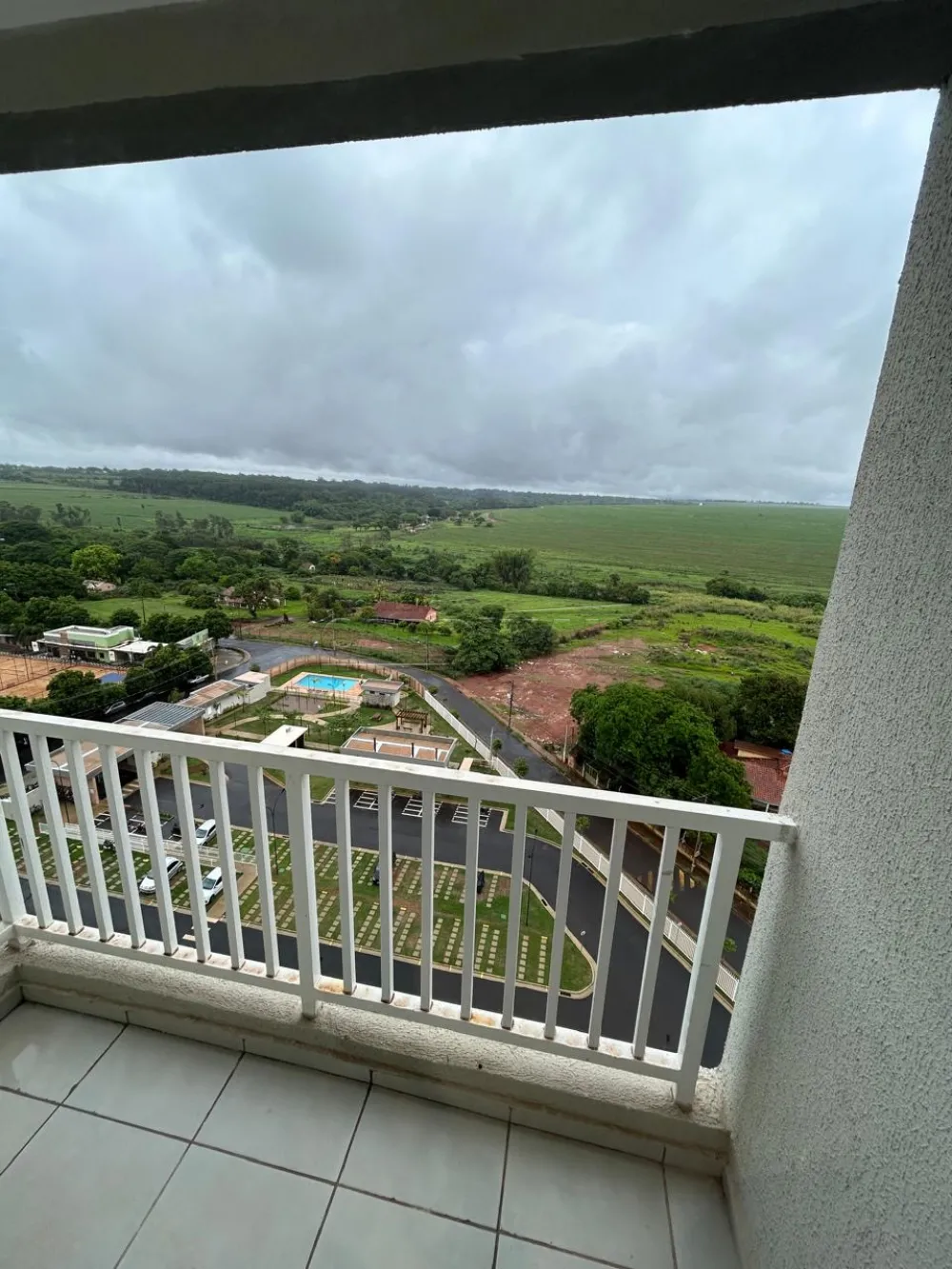 Comprar Apartamento / Padr&atilde;o em Araraquara R$ 310.000,00 - Foto 4