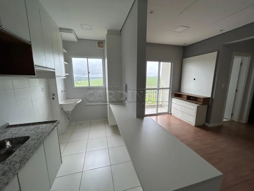 Comprar Apartamento / Padr&atilde;o em Araraquara R$ 310.000,00 - Foto 5