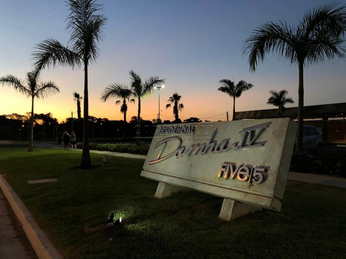 Terreno / Condom&iacute;nio em S&atilde;o Carlos 