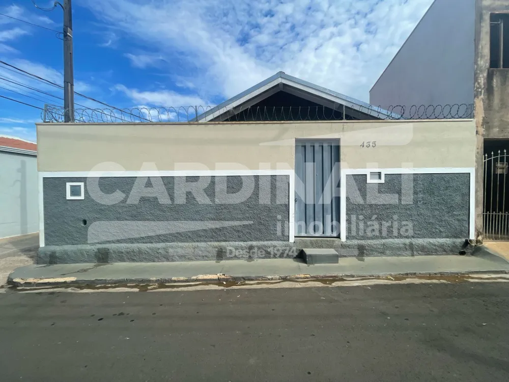 Alugar Casa / Padr&atilde;o em S&atilde;o Carlos R$ 2.778,00 - Foto 1