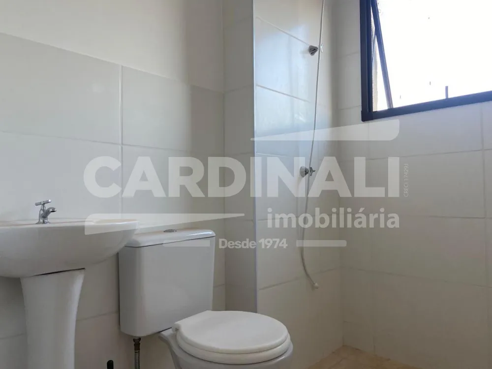 Comprar Apartamento / Padr&atilde;o em Araraquara R$ 150.000,00 - Foto 7