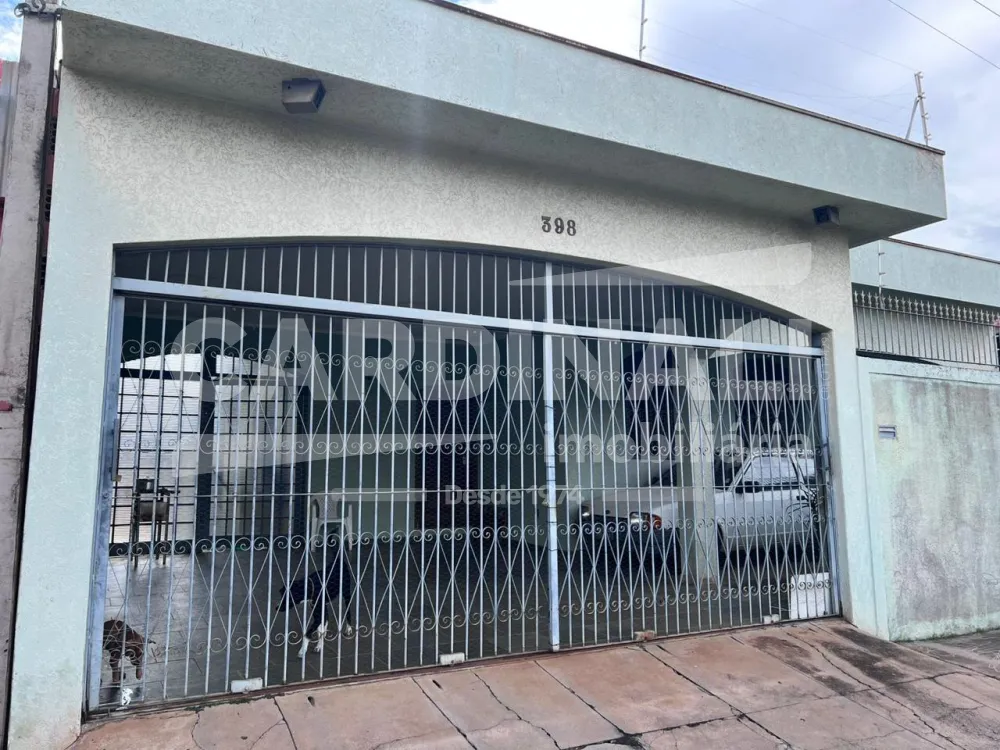 Comprar Casa / Padr&atilde;o em S&atilde;o Carlos R$ 458.000,00 - Foto 1