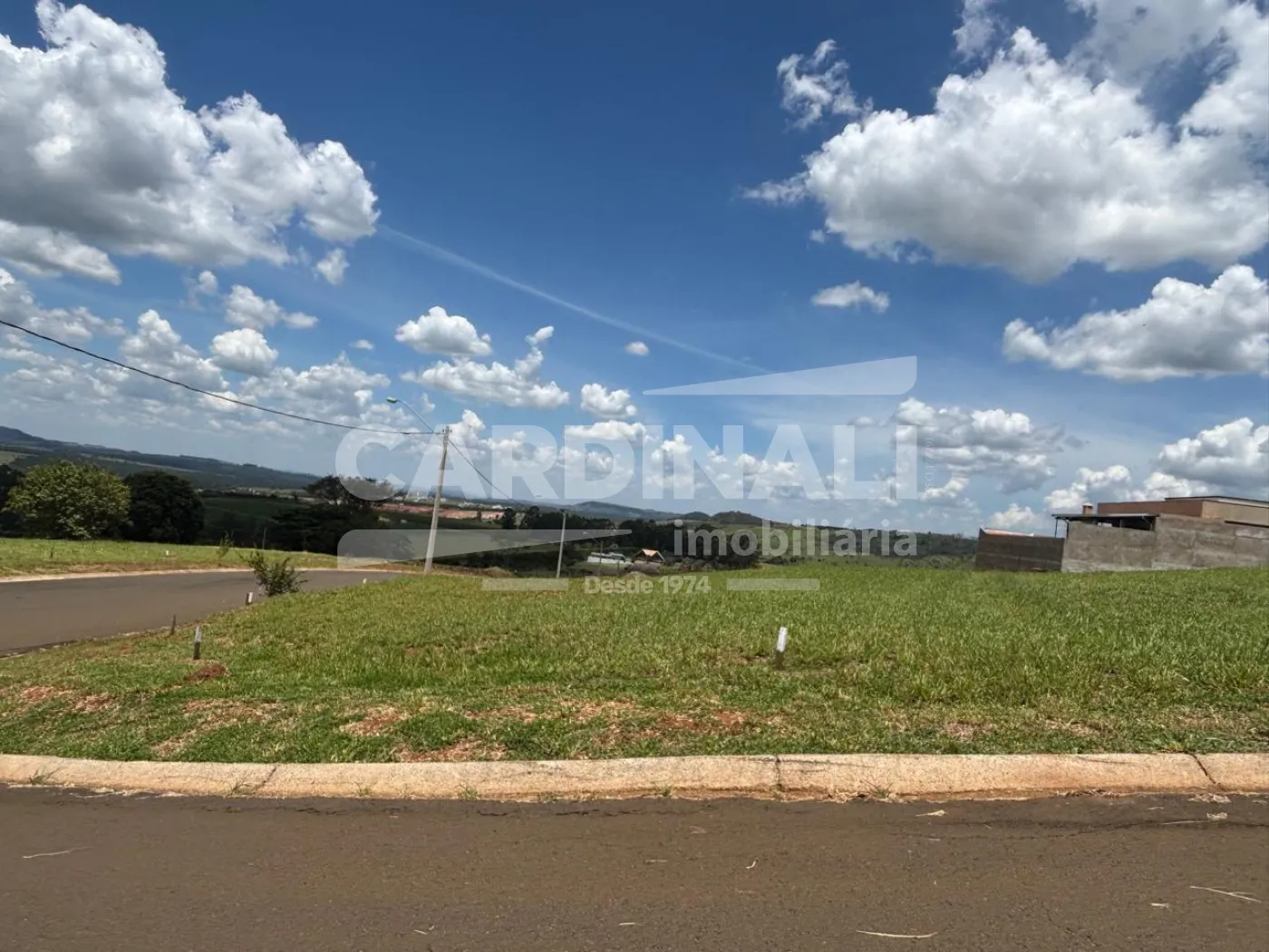 Terreno / Condom&iacute;nio em Anal&acirc;ndia , Comprar por R$170.000,00