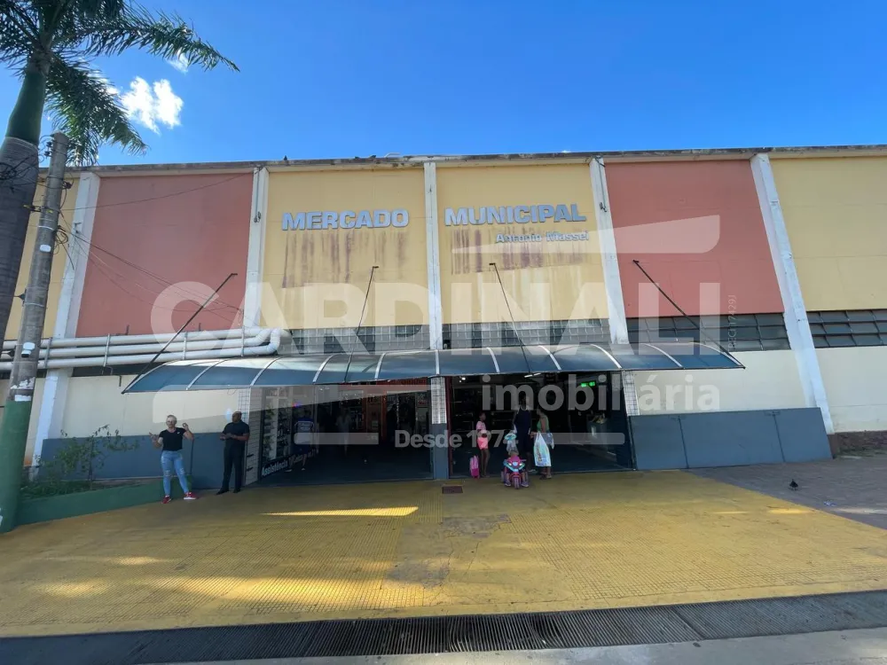 Alugar Comercial / Box em S&atilde;o Carlos R$ 1.689,00 - Foto 1