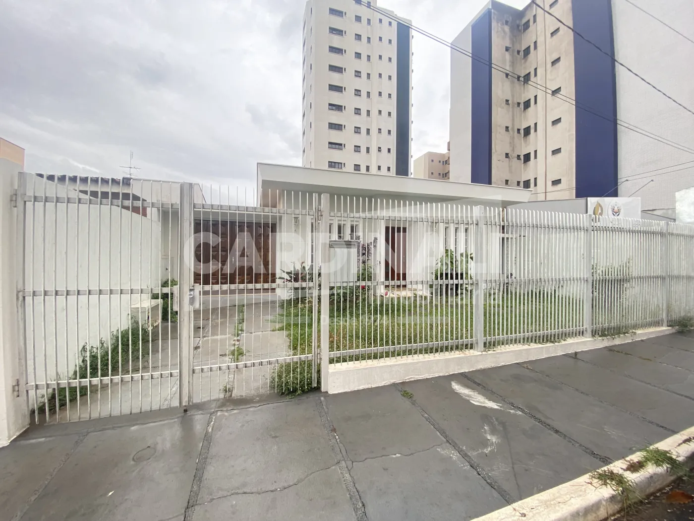 Casa / Padrão em São Carlos 