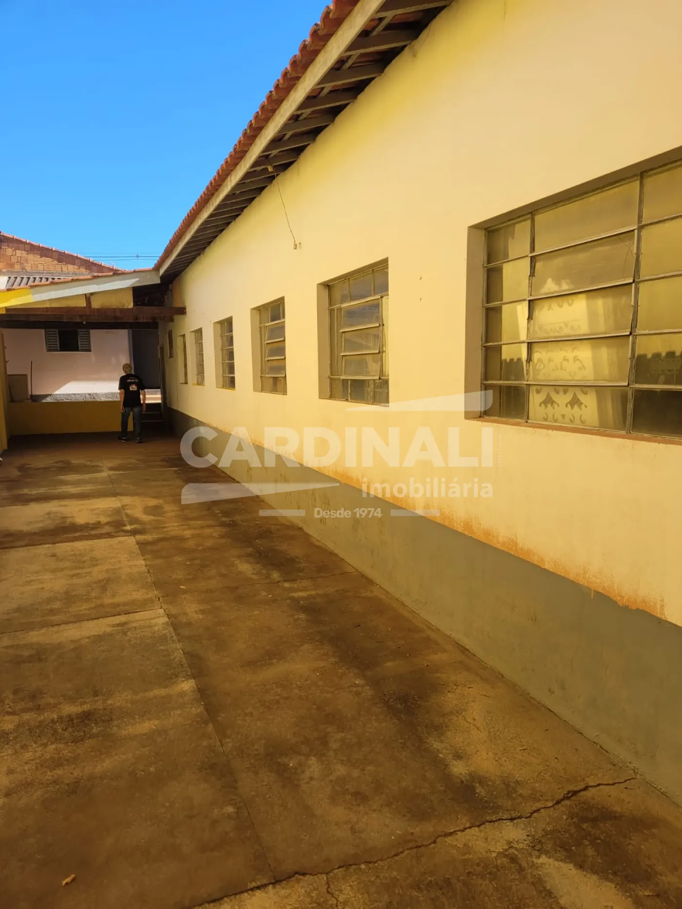 Alugar Comercial / Galp&atilde;o em S&atilde;o Carlos R$ 889,00 - Foto 1