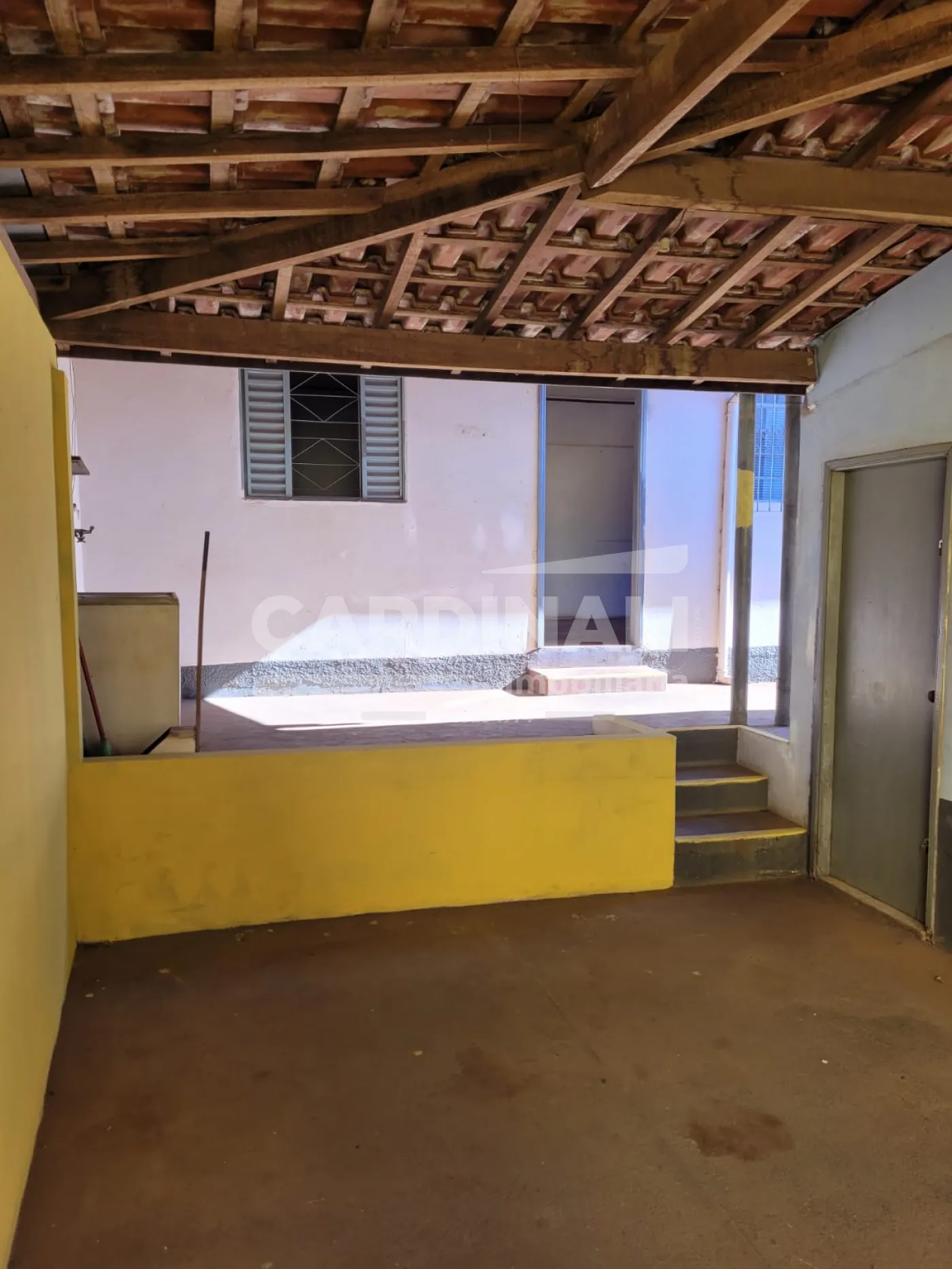Alugar Comercial / Galp&atilde;o em S&atilde;o Carlos R$ 889,00 - Foto 2