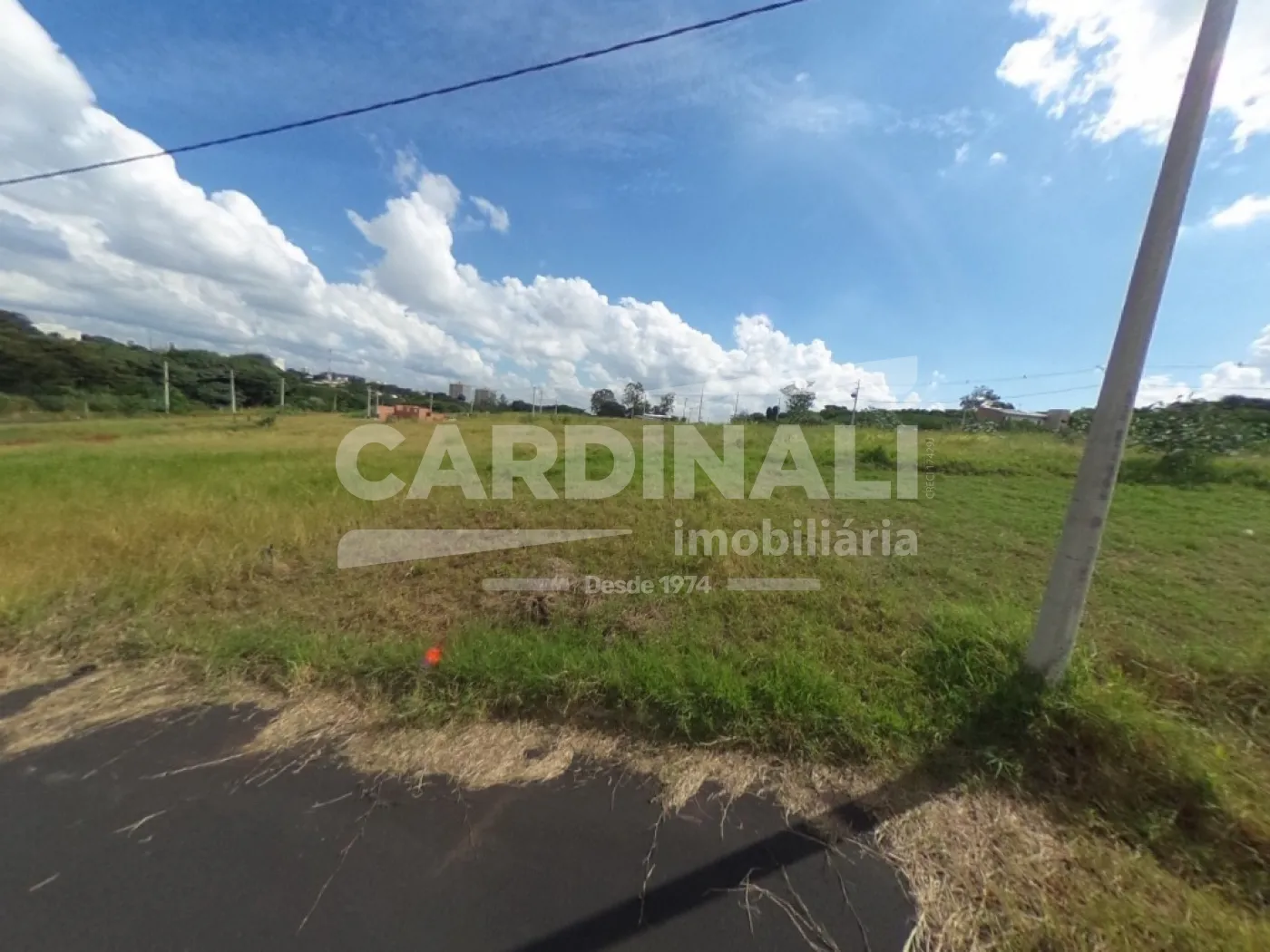 Terreno / Padr&atilde;o em S&atilde;o Carlos 