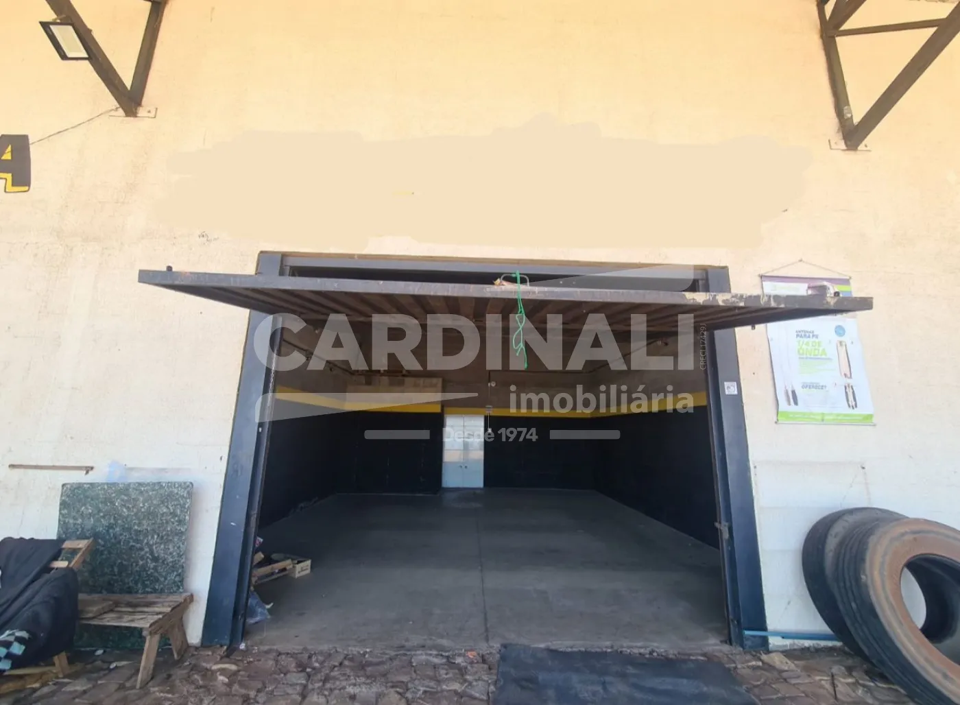 Comercial / Barrac&atilde;o em Ibat&eacute; Alugar por R$1.667,00