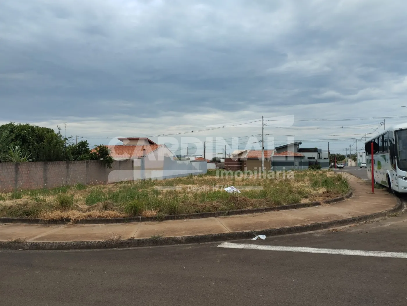 Terreno / Padr&atilde;o em S&atilde;o Carlos 