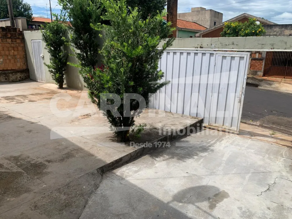 Comprar Casa / Padr&atilde;o em Am&eacute;rico Brasiliense R$ 260.000,00 - Foto 1