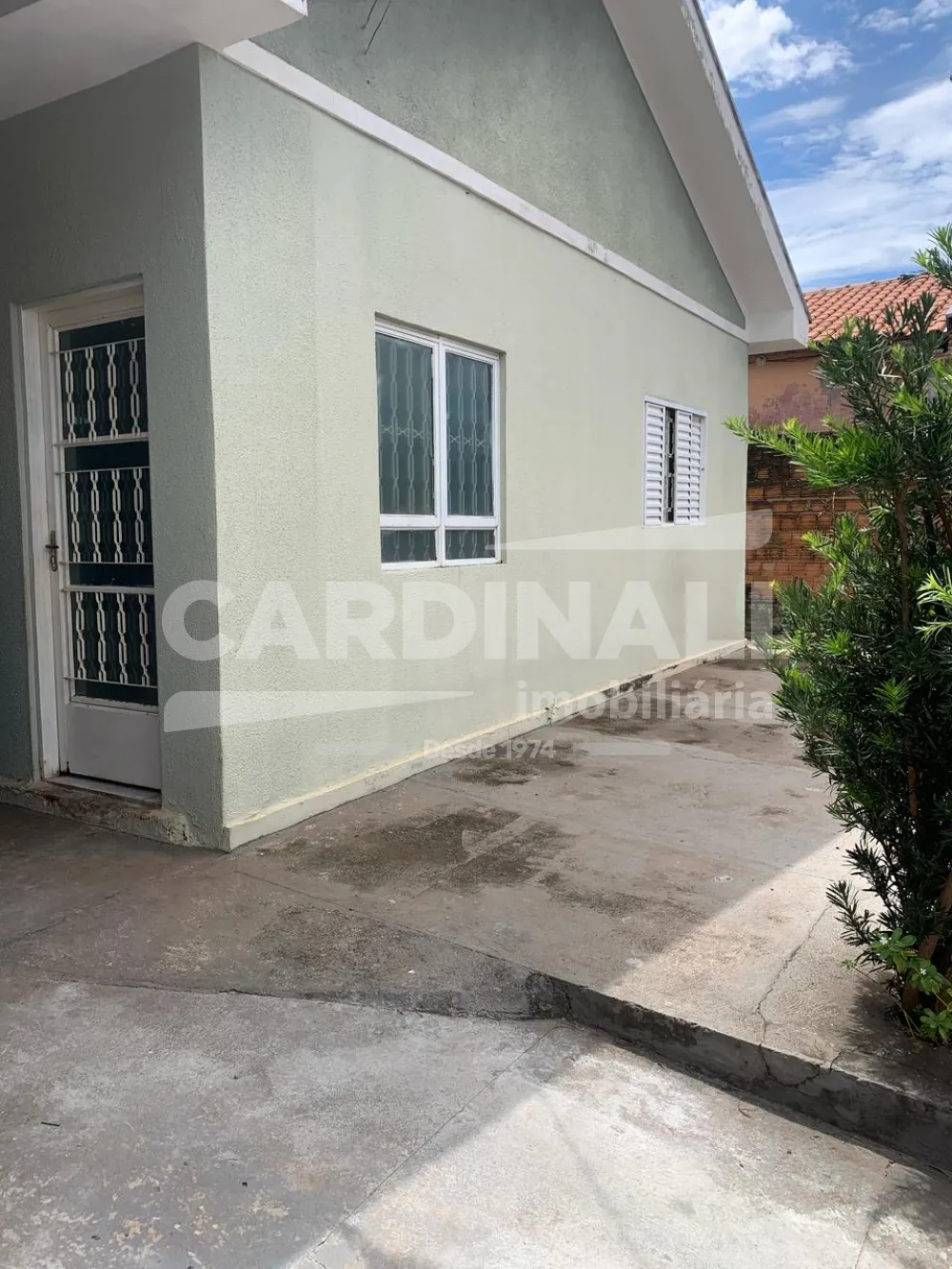 Comprar Casa / Padr&atilde;o em Am&eacute;rico Brasiliense R$ 260.000,00 - Foto 2