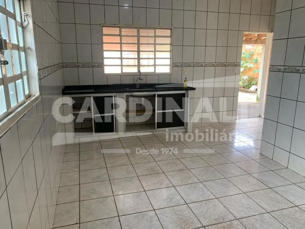Comprar Casa / Padr&atilde;o em Am&eacute;rico Brasiliense R$ 260.000,00 - Foto 6