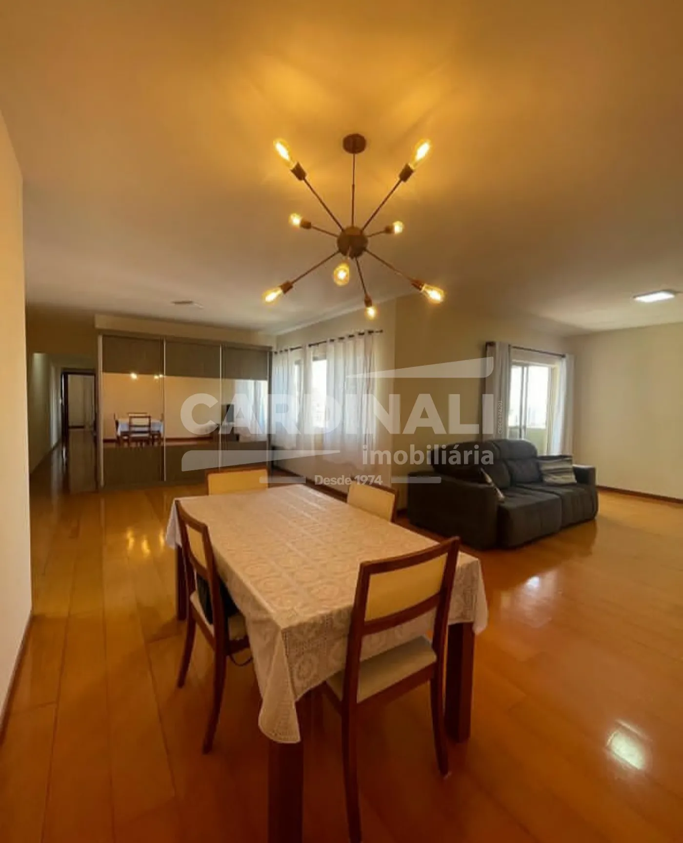 Apartamento / Apartamento em Jundia&iacute; 