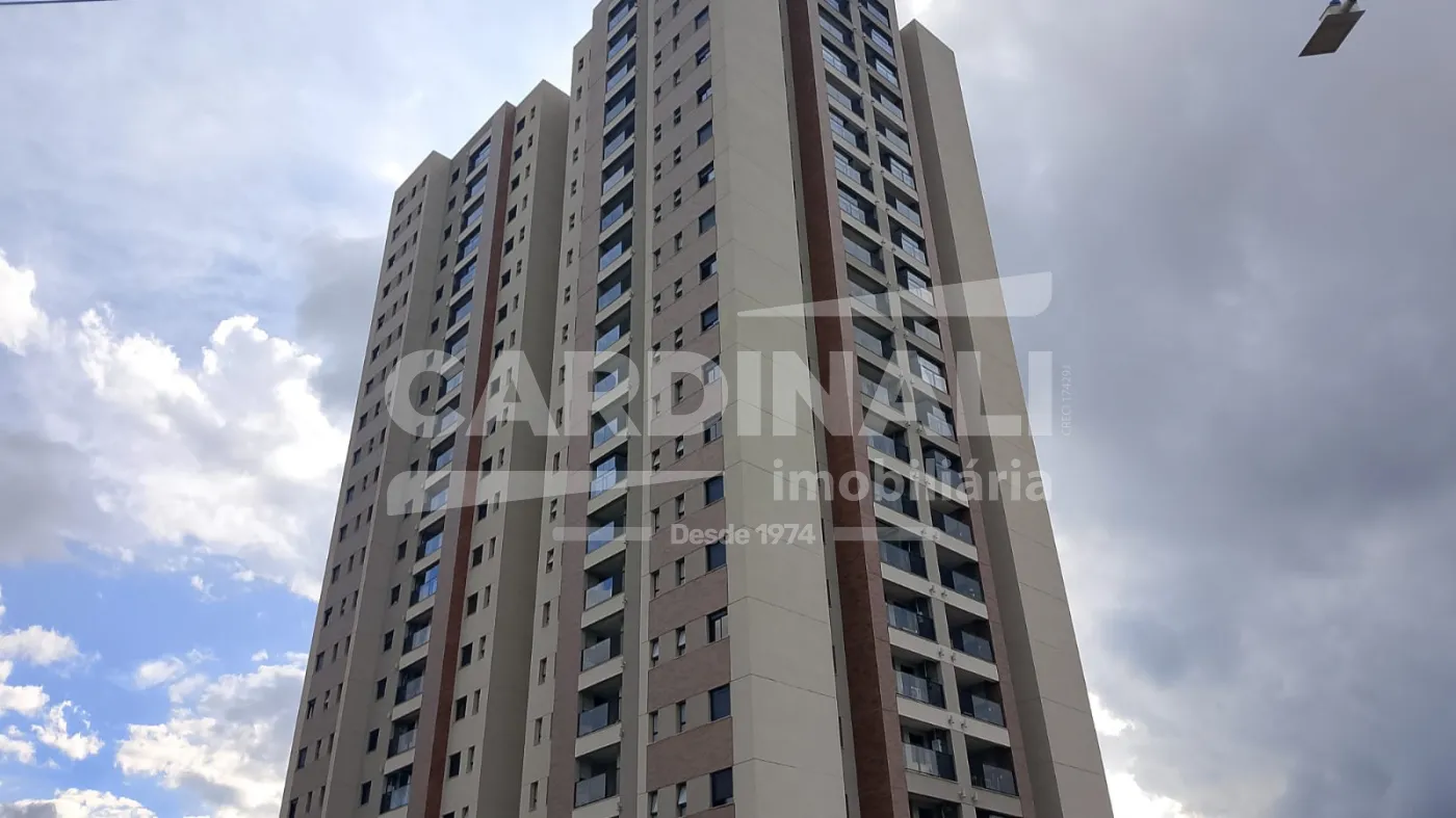 Apartamento / Padr&atilde;o em Araraquara Alugar por R$3.400,00