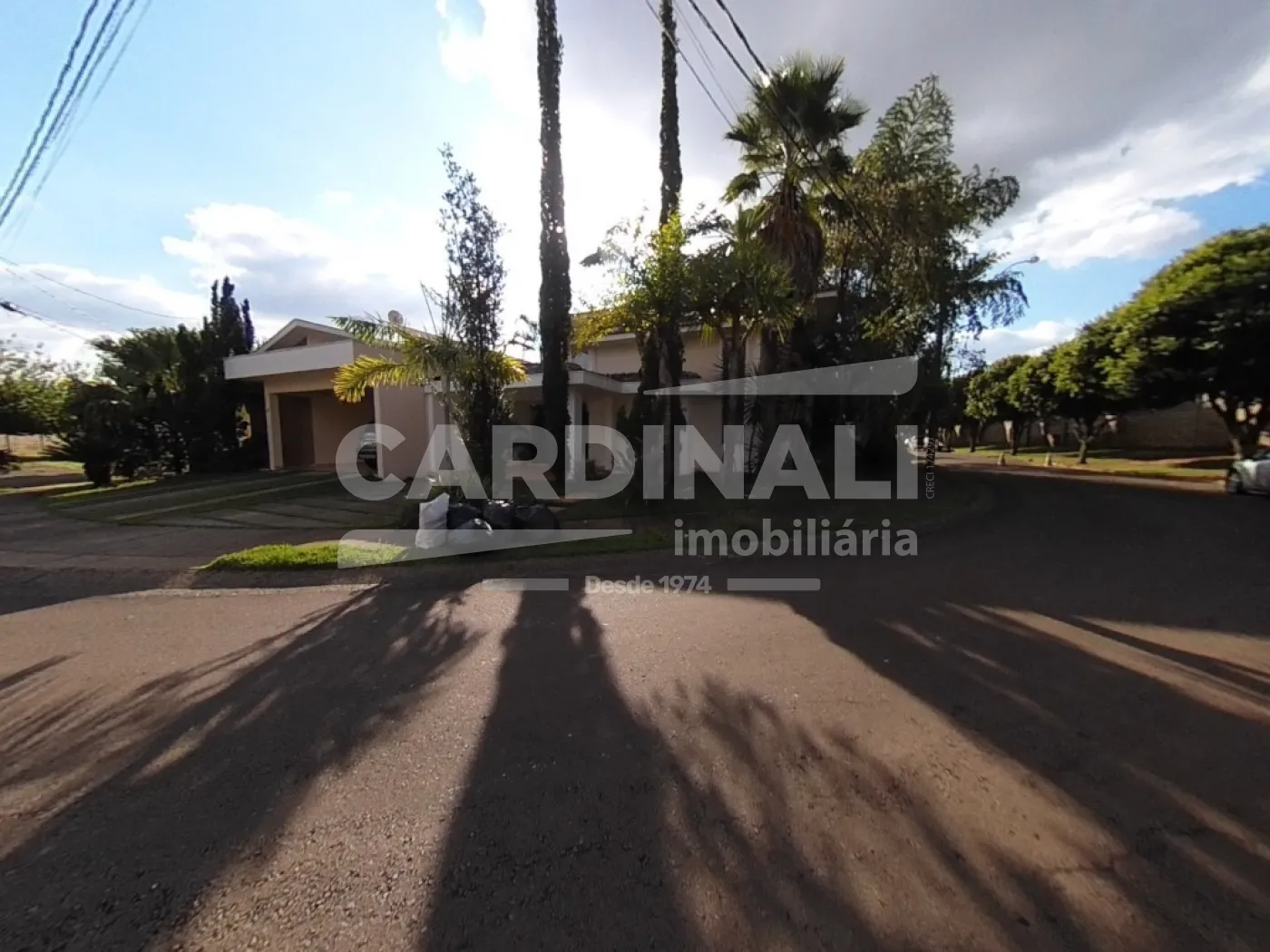 Casa / Condom&iacute;nio em S&atilde;o Carlos 