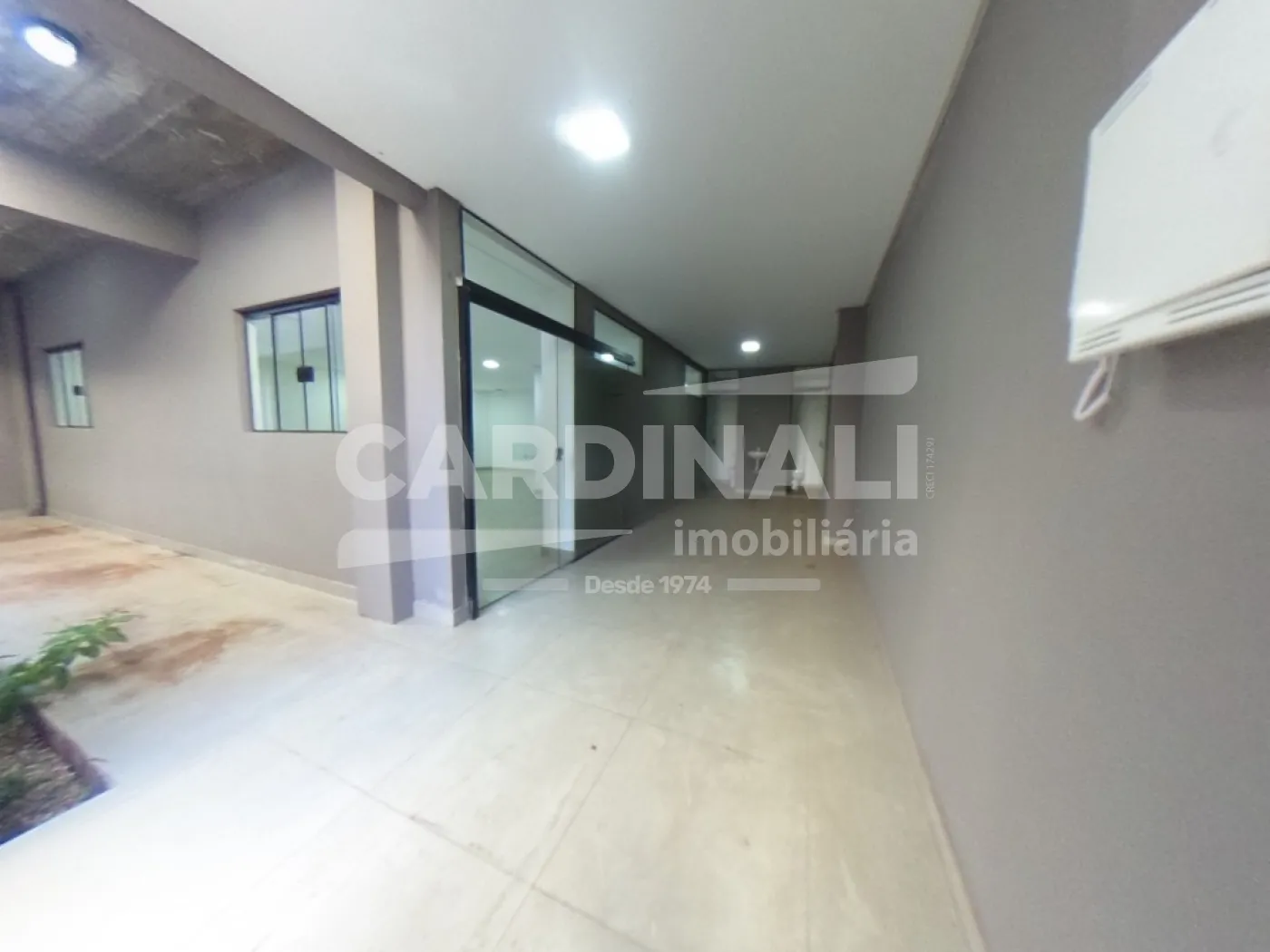 Comercial / Sala em S&atilde;o Carlos 