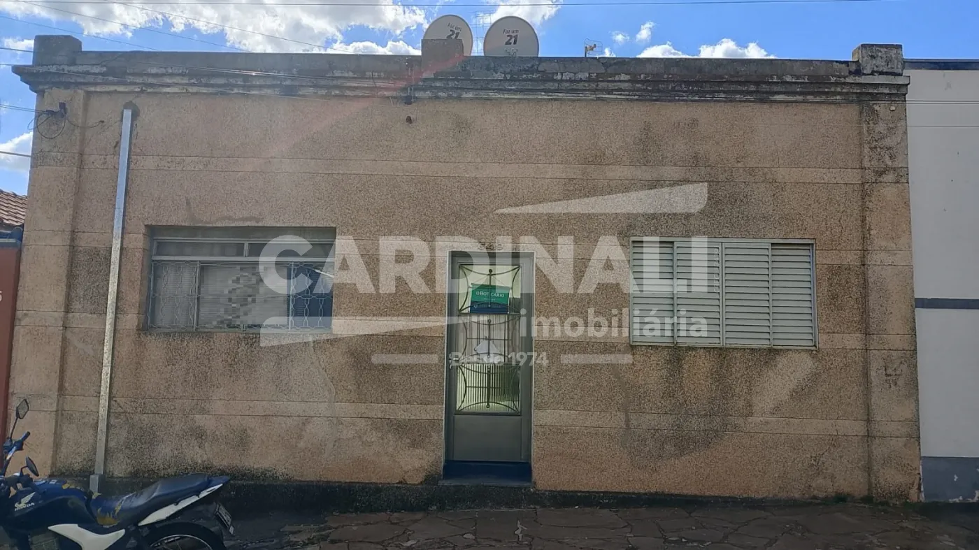 Casa / Padr&atilde;o em Araraquara 