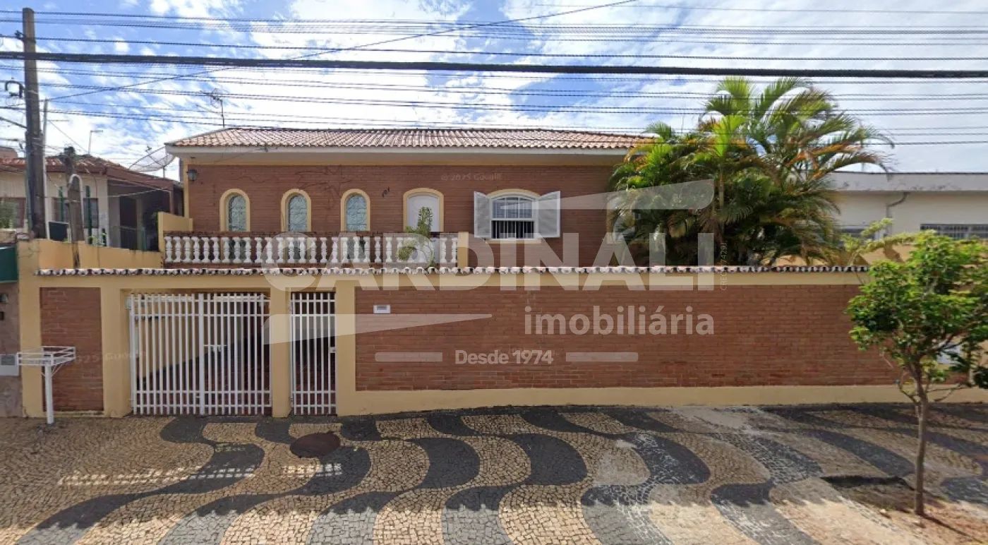 Casa / Padr&atilde;o em Campinas 