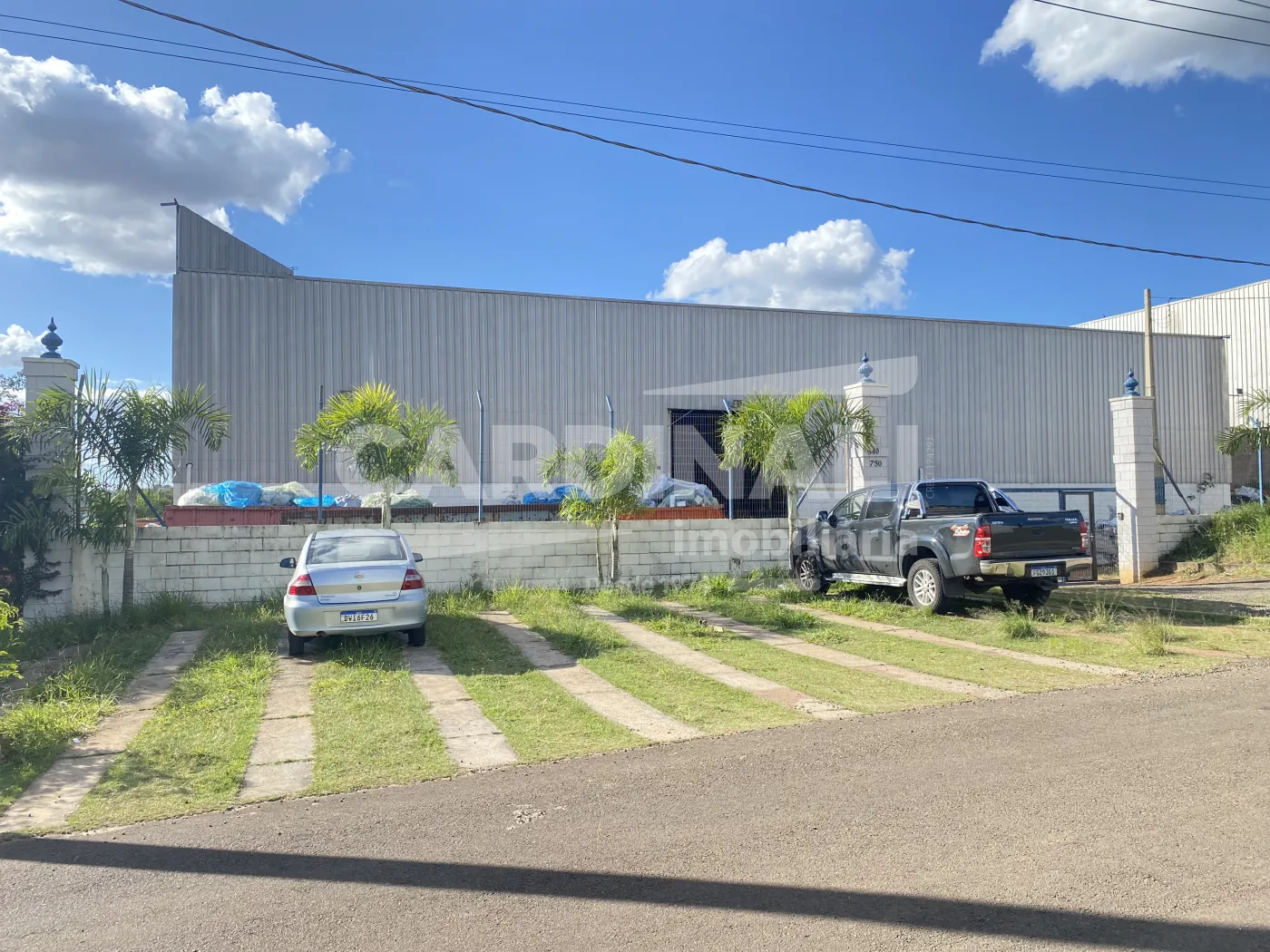 Comercial / Galp&atilde;o em S&atilde;o Carlos Alugar por R$47.778,00