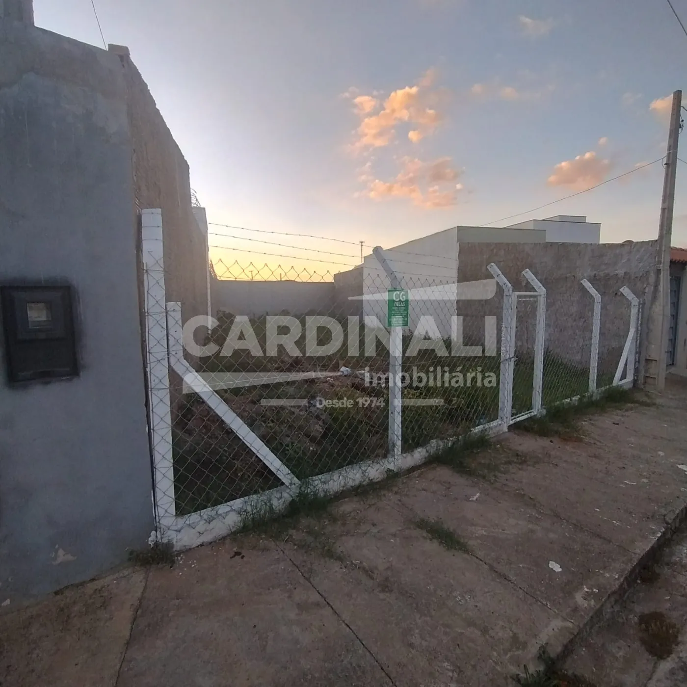 Terreno / Padr&atilde;o em S&atilde;o Carlos 