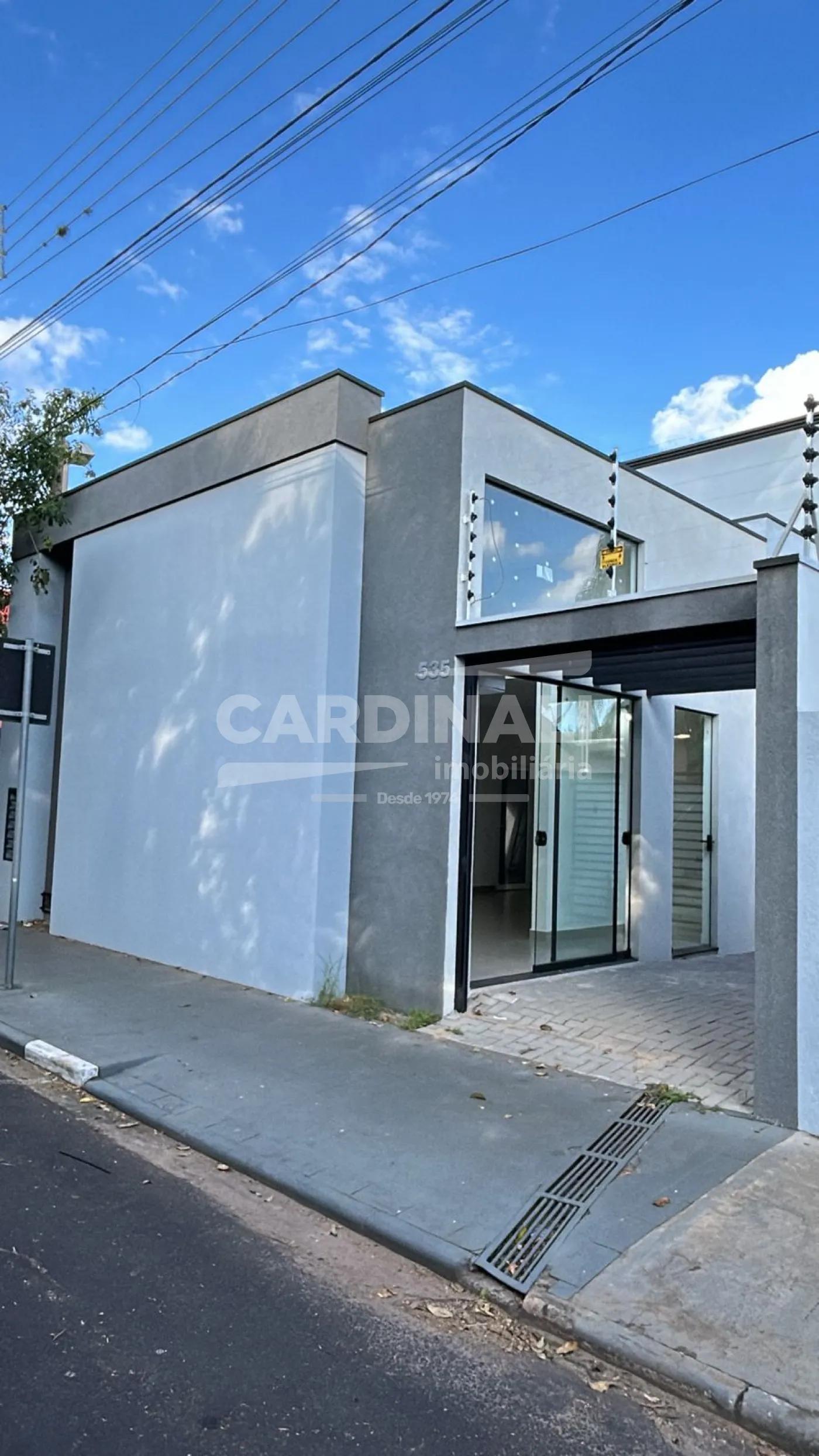 Comercial / Sala em Ibat&eacute; Alugar por R$1.000,00