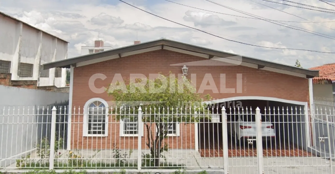 Casa / Padr&atilde;o em Campinas Alugar por R$3.750,00