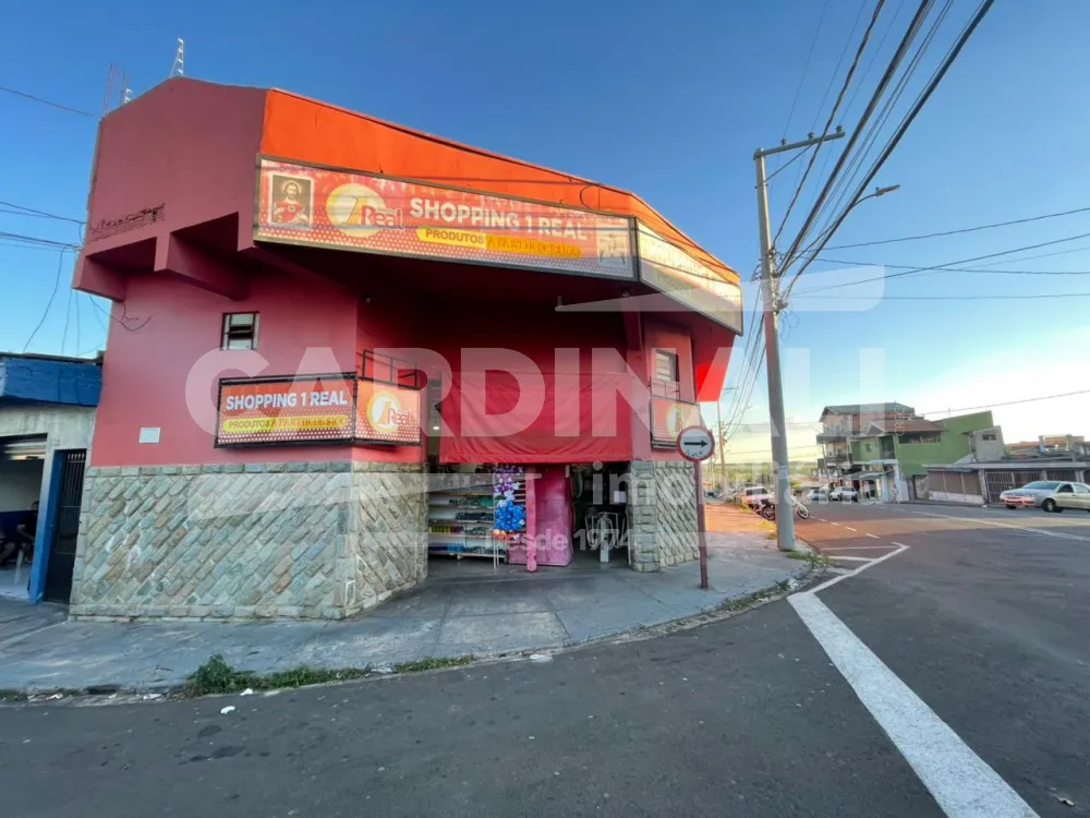 Comercial / Barrac&atilde;o em S&atilde;o Carlos 