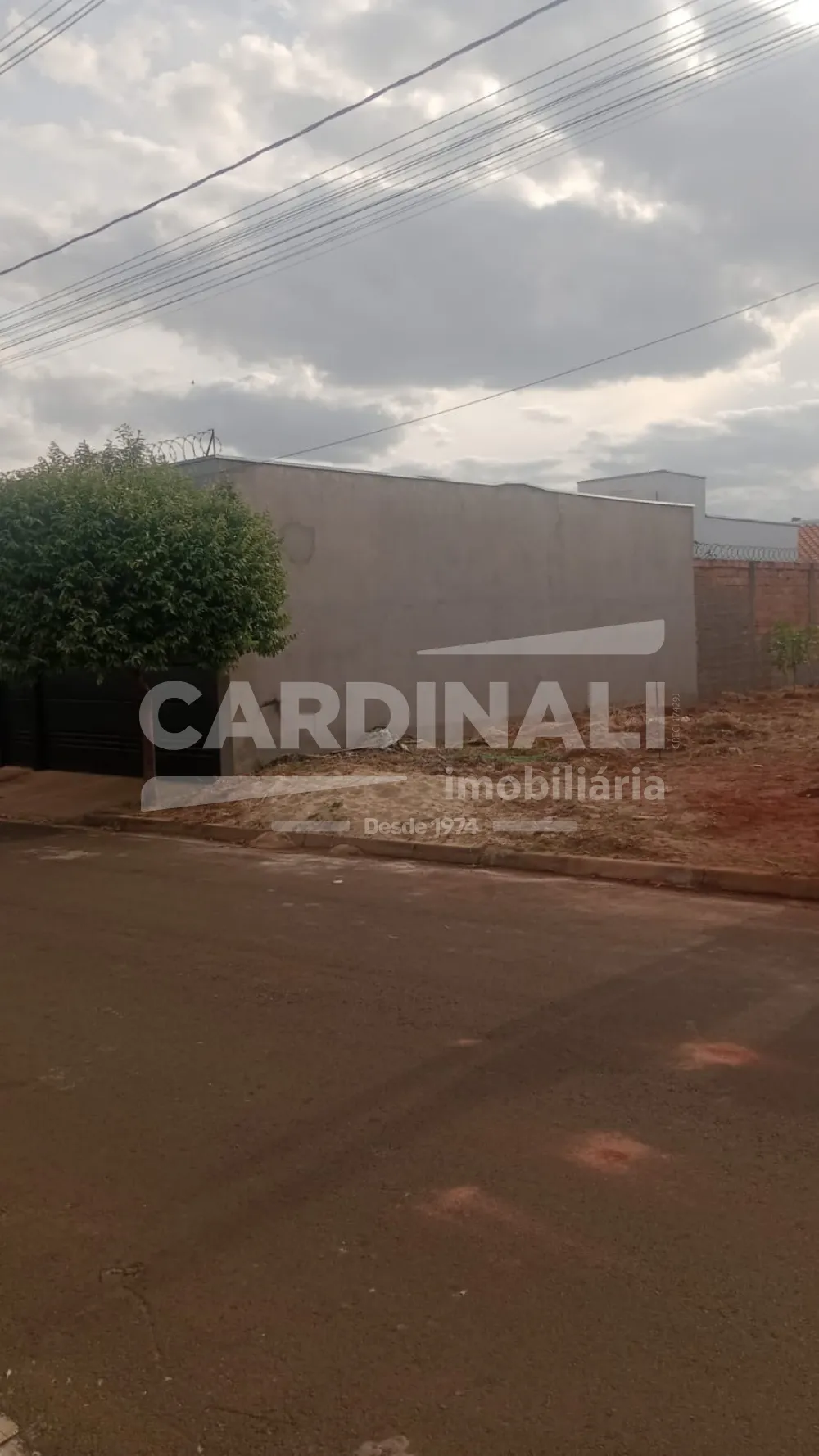 Comprar Terreno / Padr&atilde;o em Araraquara R$ 111.000,00 - Foto 1