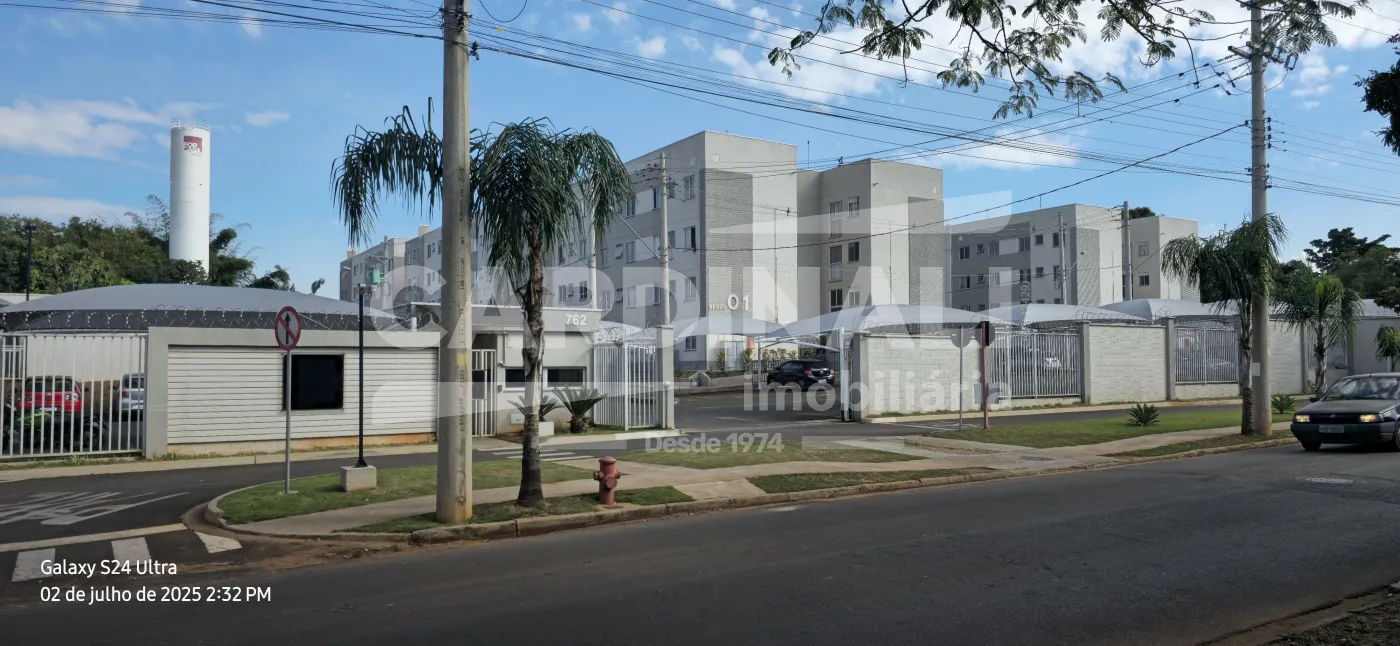 Apartamento / Padr&atilde;o em Araraquara 