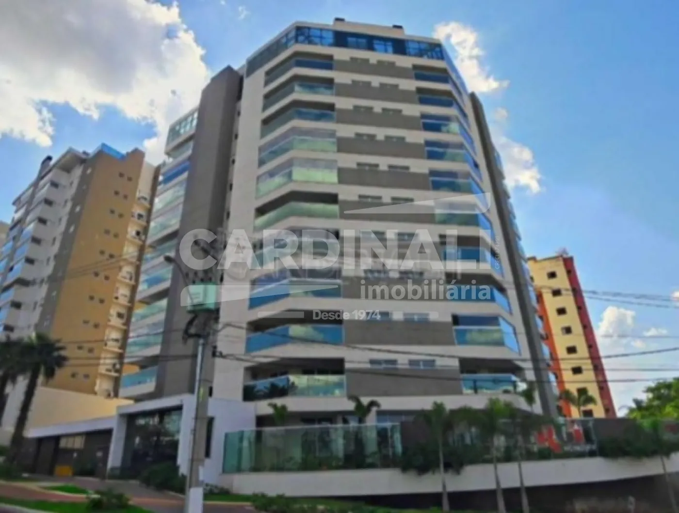 Apartamento / Padrão em São Carlos 