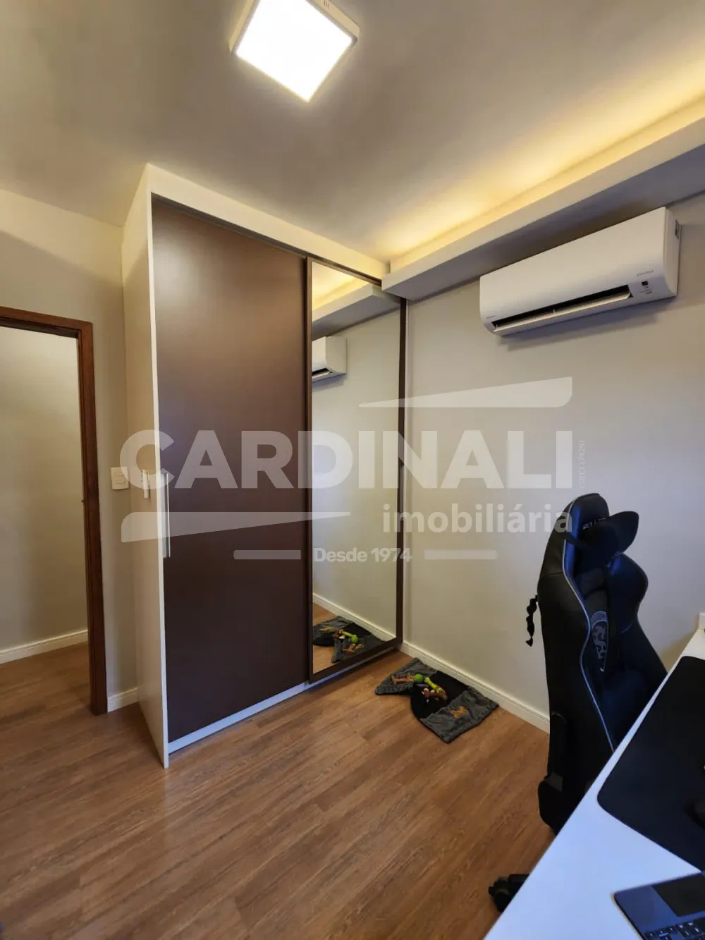 Comprar Apartamento / Padr&atilde;o em Araraquara R$ 300.000,00 - Foto 8